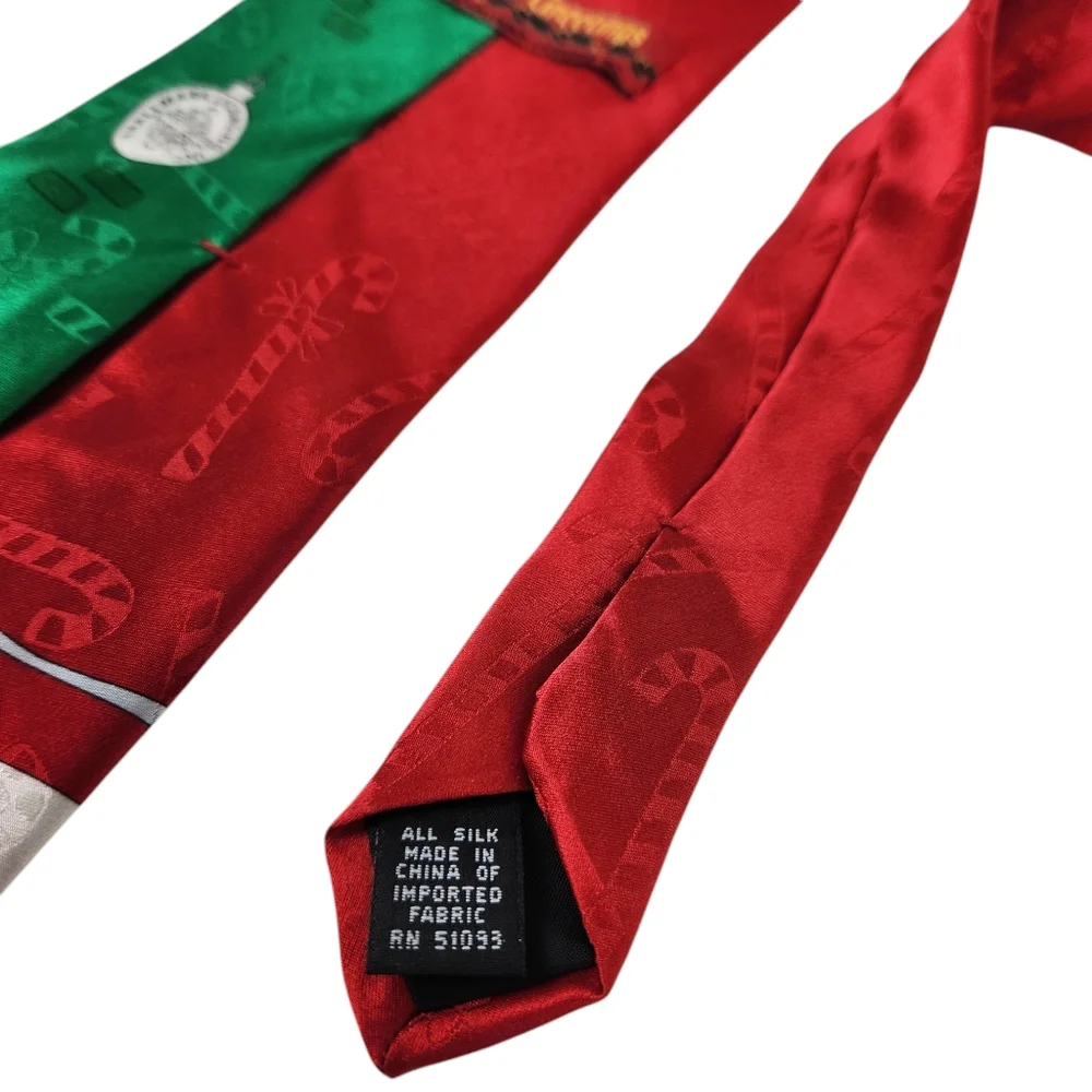 Hallmark Yule Tie Greetings Santa Claus Reindeer Tie Men's 100% Silk Christmas